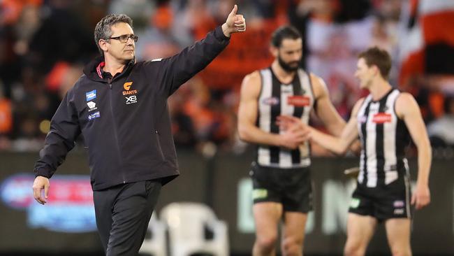 Giants coach Leon Cameron gives the thumbs up after the siren. Picture: Michael Klein