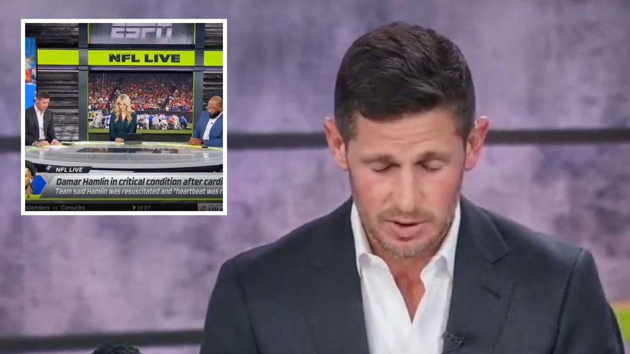 Dan Orlovsky prays for Davar Hamlin on live ESPN broadcast