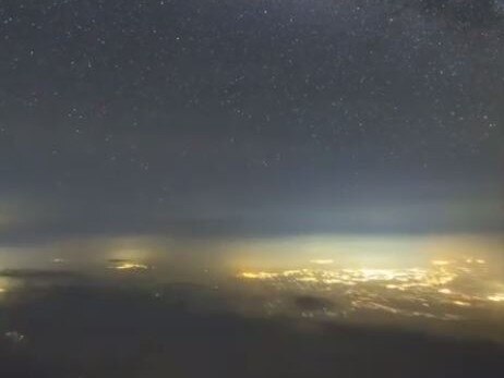 Pilot's incredible view from the cockpit. Picture: skypointer2000