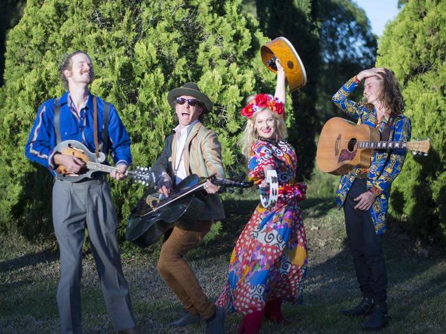 Well-know local indie band The Heart Collectors will be performing at the Tyalgum Music Festival before heading off on an internatonal tour.