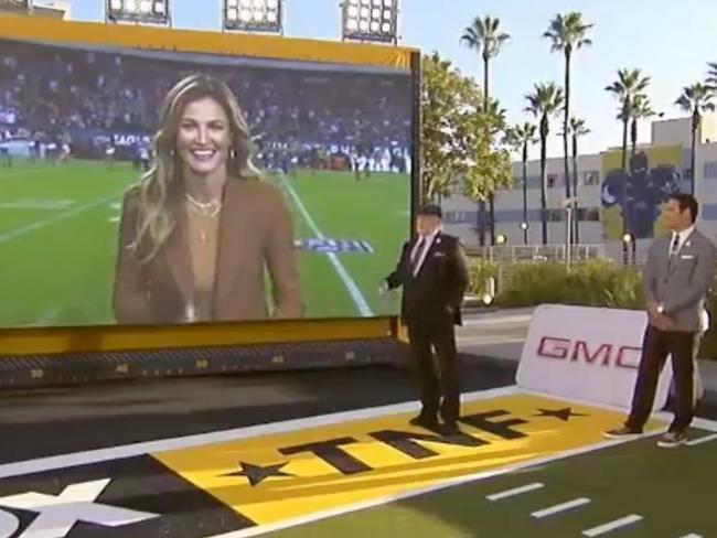 Fox broadcaster Terry Bradshaw has received criticism for his comments on the “Thursday Night Football” pregame show about Erin Andrews and her country-themed clothing during an interview with Tampa Bay Buccaneers linebacker Devin White.