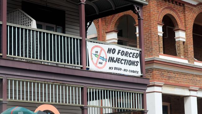 A salon in Mullumbimby has banned vaccinated people. Picture: NCA NewsWire / Scott Powick