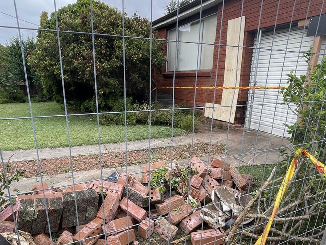 Damage after an L-plate driver hit a house at the corner of Nottinghill and Kibo roads in Regents Park, opposite Carnarvon Function Centre &amp; Golf Course. Picture: NewsLocal