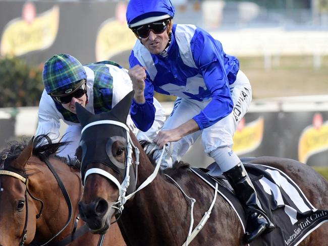 Race 7 - 3:50PM TATTERSALLS CLUB CHELMSFORD STAKES (1600 METRES).Winner 'Winx' takes out her 19th straight win. Ridden by Hugh Bowman. Trained by Chris Waller. (NEWS CORP/Simon Bullard)