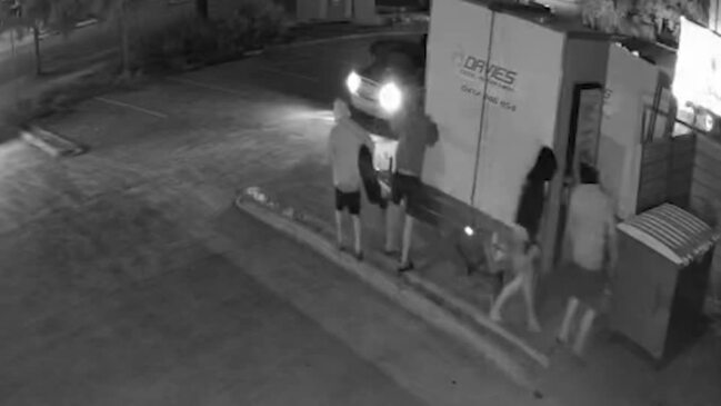 CCTV of Warana industrial area tyre theft