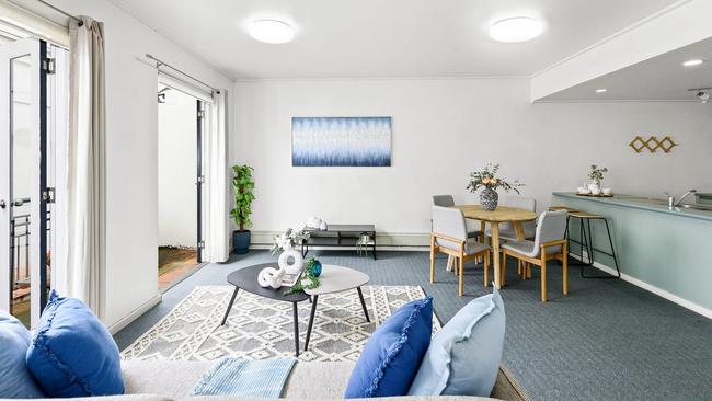 An investment unit in Carlton could make you money now, such as 203/101 Grattan St which has a $590,000-$640,000 price guide.