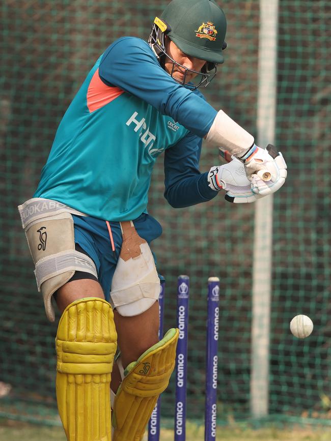 Alex Carey practices his batting during a World Cup training session. Picture: Robert Cianflone/Getty Images