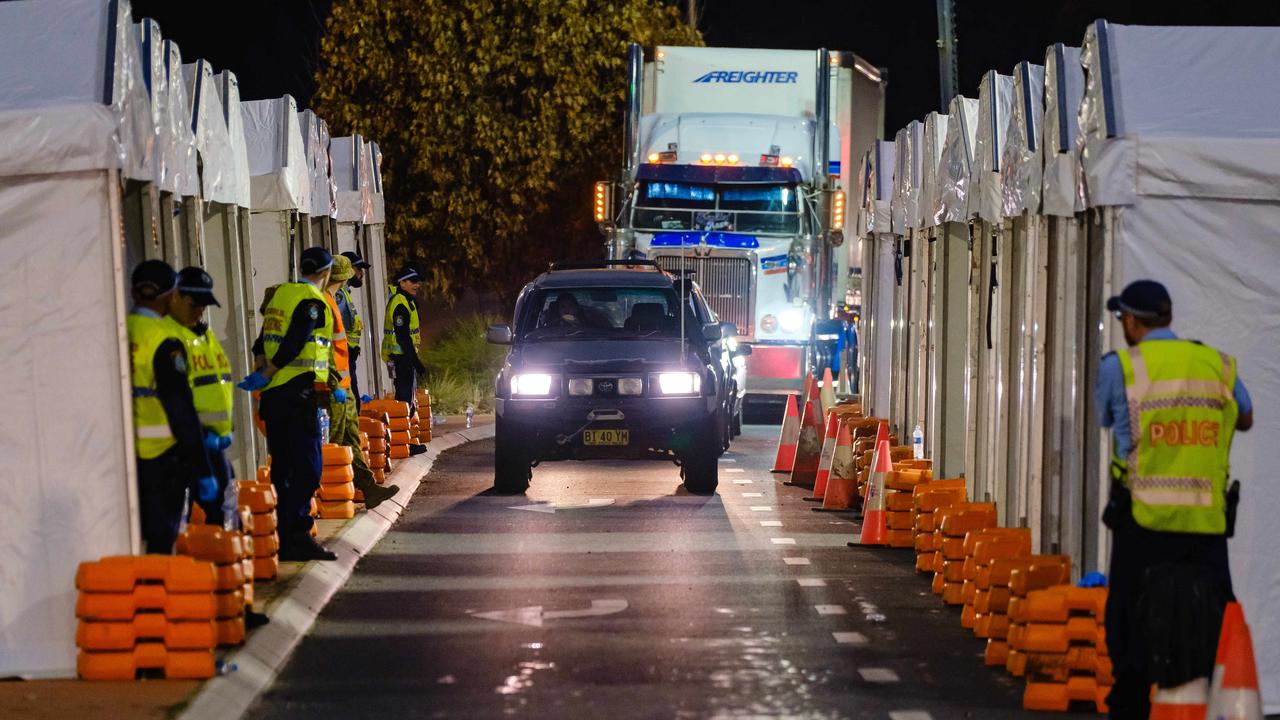 Victoria Nsw Border Two People Penalised Let Through News Com Au Australias