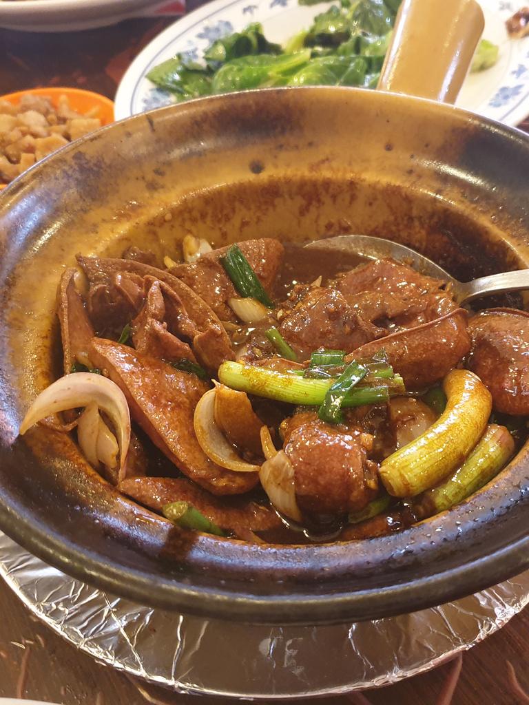 The tender stir-fried liver is a must-try.