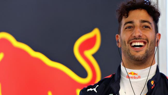 F1 Mexico: Lewis Hamilton responds to Daniel Ricciardo rumours | news ...