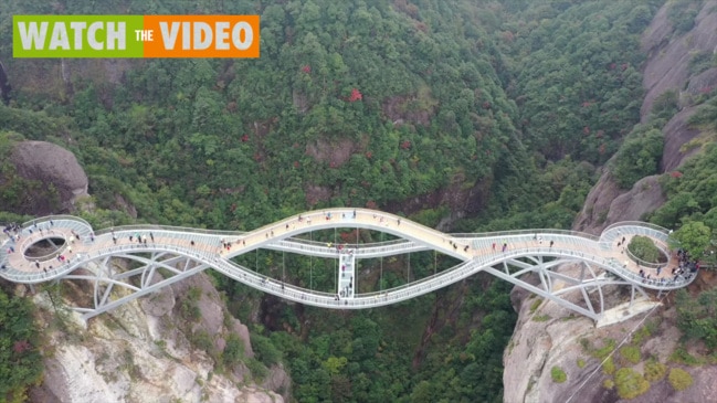 328ft ‘bending’ glass bridge opens in China