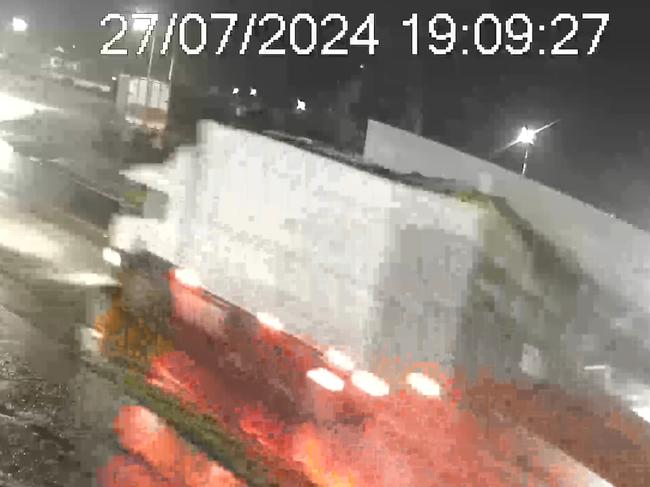 30/07/2024  CCTV released in relation to the investigation into the death of a man in Trafalgar: vision of a white truck, the driver of which, may be able to assist with enquiries: source Victoria Police