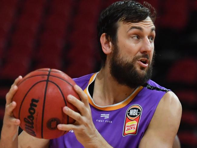 Kings Andrew Bogut goes for a basket during Game 3 of the NBL Finals match between Sydney Kings and Perth Wildcats at Qudos Bank Arena in Sydney, Sunday, March 15, 2020. (AAP Image/Mick Tsikas) NO ARCHIVING, EDITORIAL USE ONLY