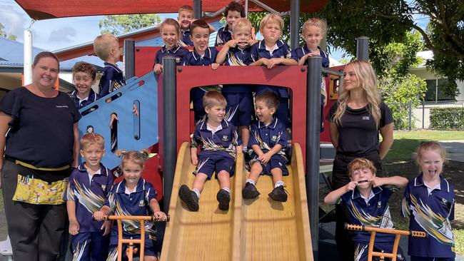 Victory College Preps 2024. (Back from left): Huxley Barke, Archie Shaw, (Middle, from left) Levi Cox, Hunter Smit, Kaidance Robson, Theo Dotta, Jack Bambling, Rafael Figueiredo, Indianna Andreassen, (front from left) Taj Mick, Eliza Goodman, Cody Brayton, Henry Brown, Oliver Dailly, Layla Leddy Teachers: (left) Cathy Cody, (right Teacher Aide) Cherise Kern. Gympie My First Year 2024. Silly faces photo.