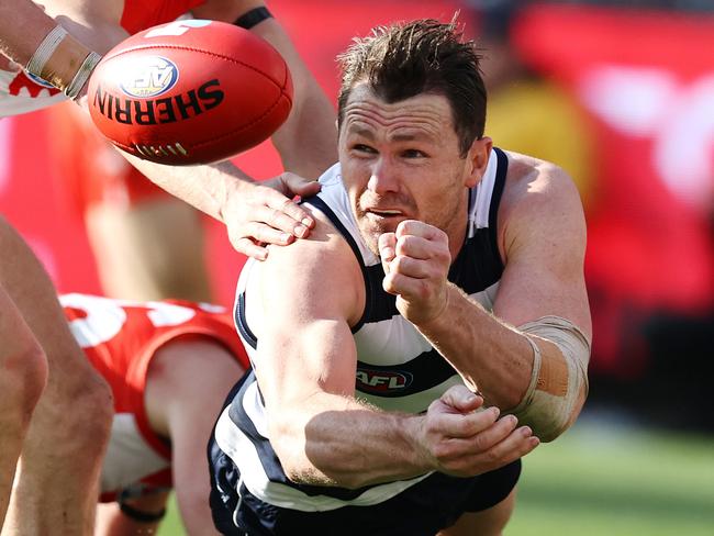 MELBOURNE . 24/09/2022. AFL Grand Final.  Geelong Cats vs Sydney Swans at the MCG.  Patrick Dangerfield of the Cats during the 3rd qtr.      . Picture by Michael Klein