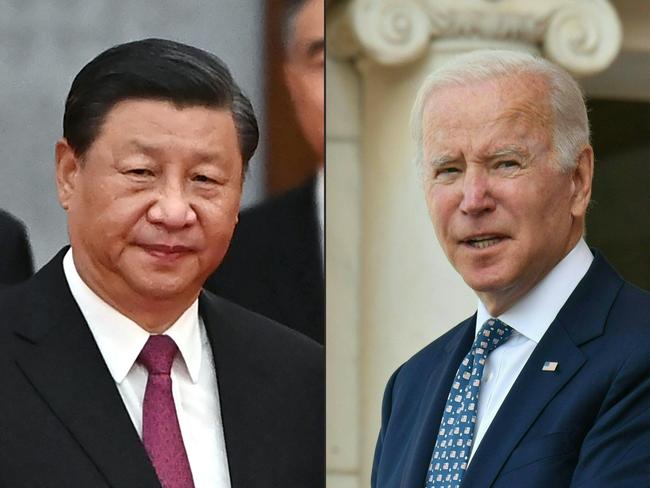 (COMBO) This combination of pictures created on November 15, 2021 shows China's President Xi Jinping at the Great Hall of the People in Beijing on the eve of China's National Day on September 30, 2021 and US President Joe Biden in the Memorial Amphitheater, at Arlington National Cemetary in Arlington, Virginia on November 11, 2021. - From Taiwan to Covid and the South China Sea, here are some of the flashpoint issues that US President Joe Biden and China's Xi Jinping may discuss during their virtual summit. (Photo by GREG BAKER and Nicholas Kamm / AFP)