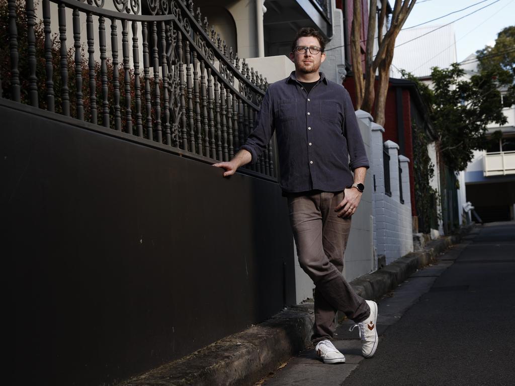 It found that Australian investors are more likely aged in their late 40s or early 50s and are tertiary-educated, employed full-time and earning higher than average incomes. Picture: Richard Dobson