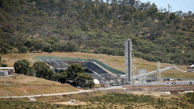 National Parks Association of NSW is taking the NSW government to court over its decision to allow transmission lines from Snowy 2.0 to be built through Kosciuszko National Park.