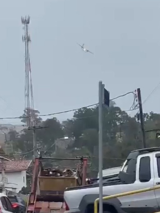 The plane falling before it crashed outside Sao Paulo. Picture: Twitter/X.