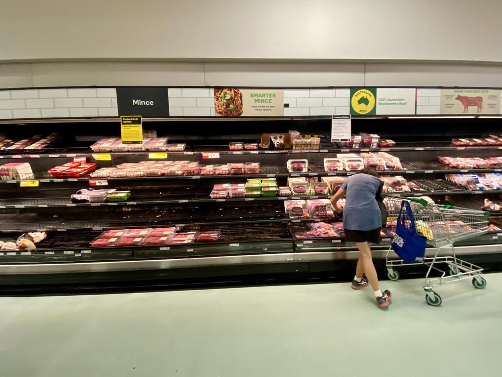 NCA NewsWire understands Woolworths could return to processing the meat from the SA site as soon as this week. Picture: NewsWire / Sarah Marshall