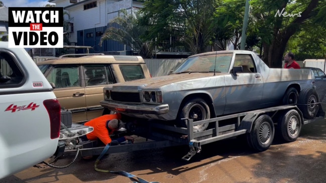 Flood clean-up under way in Brisbane suburbs