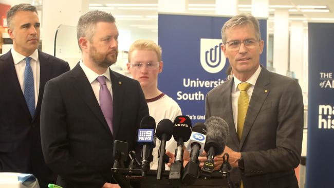Premier Peter Malinauskas with Prof Peter Hoj and Prof David Lloyd. Picture: NCA NewsWire / Dean Martin