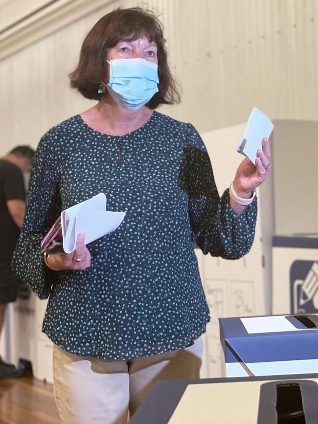 Incumbent Lake Macquarie Mayor Kay Fraser casting her vote. Picture: Richard Noone