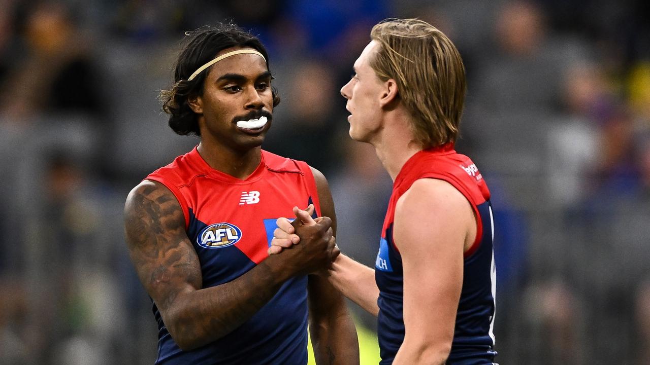 Charlie Spargo (right) and Kozzy Pickett form one of the deadliest small forward combinations in the AFL. Picture: Getty Images