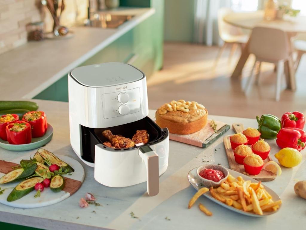 Philips Air Fryer Essential Compact. Picture: Philips.