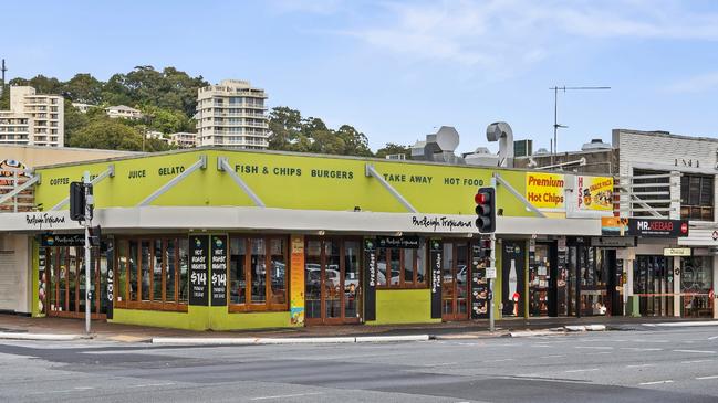 1 O'Connor St, Burleigh -- corner of GC Hwy