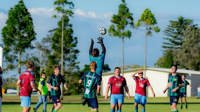 St Albans keeper Braydan Lobwein goes up for the ball.