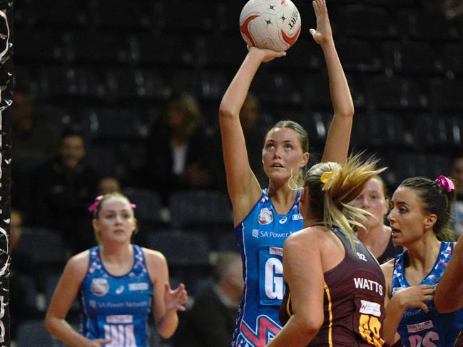 Contax will aim to claim its second win over Matrics this season on Friday night. Picture: On the Ball Media/Netball SA