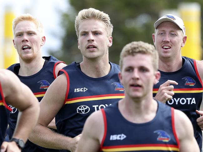 AFL - 14/11/29 - Adelaide Crows 1-4 year players return to official training at West Lakes. Billy Frampton (centre) Picture SARAH REED