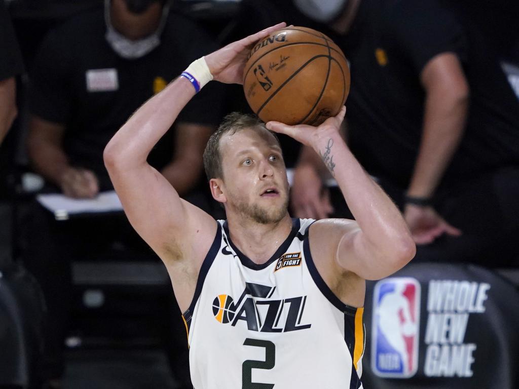 Utah Jazz's Joe Ingles speaks with reporters following the Utah Jazz shoot  around practice Tuesday, Oct. 26, 2021, in Salt Lake City. (AP Photo/Rick  Bowmer Stock Photo - Alamy