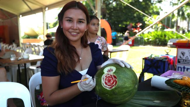 Whan Anderson carving fruit baskets at the 2024 Darwin International Laksa Festival on Sunday, November 3. Picture: Zizi Averill