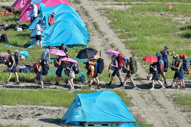 K-pop na ratunek?  Korea Południowa Wszystko na ceremonii zamknięcia obozu harcerskiego
