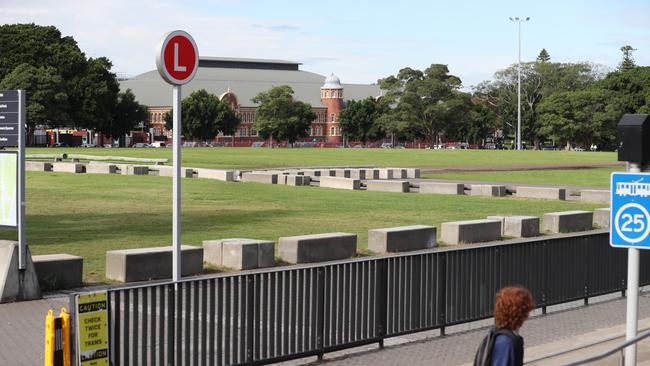 The use of these parking spaces is said to generate around $3 million a year for the Parklands Trust, a figure disputed by the Planning Minister. Picture: David Swift