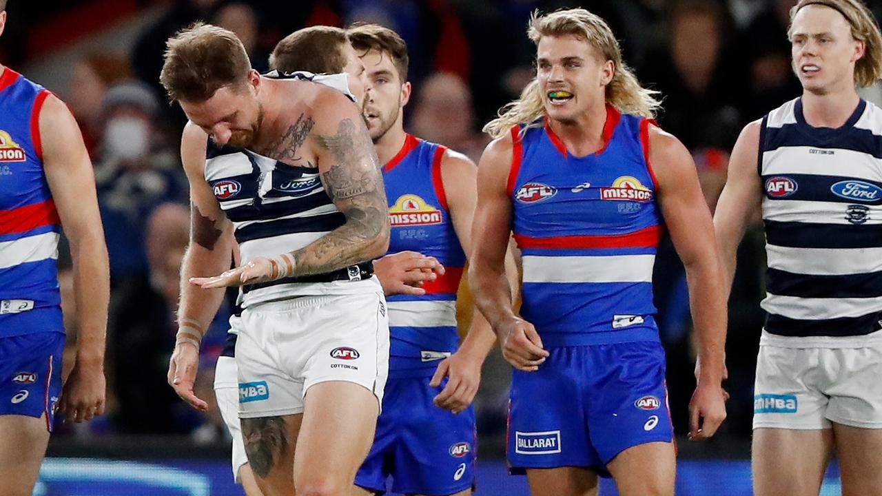 Zach Tuohy reels away after being headbutted by Bailey Smith.