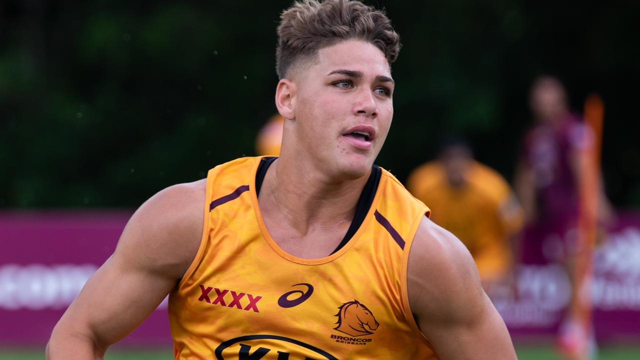 Queensland replaces iconic XXXX logo with player postcodes