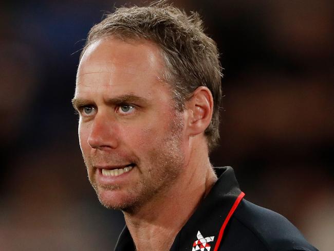 A poor start has put the heat on Bombers coach Ben Rutten.