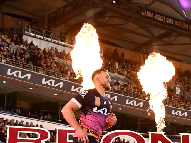 Roosters and Broncos before their clash at The Gabba on Thursday night. Credit: NRL Images.