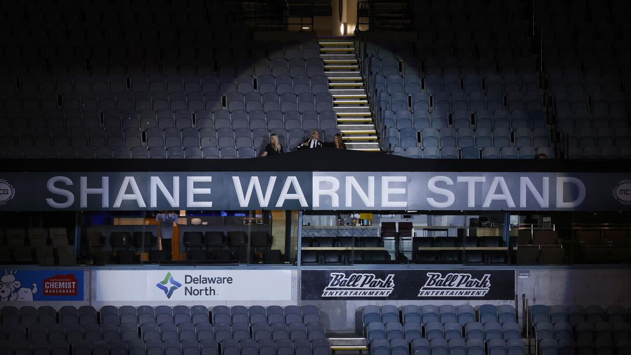 Brooke Warne, Jackson Warne and Summer Warne unveil the ‘Shane Warne Stand’. Picture: Getty Images