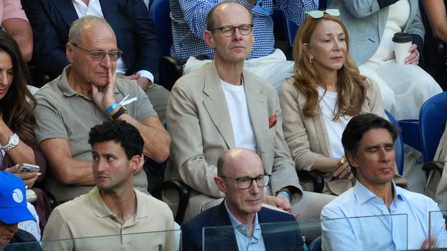 ANZ CEO Shayne Elliott, middle top row, with the bank’s chair Paul O’Sullivan, second from right, front row, and incoming ANZ chief executive Nuno Matos, far right, front row. Picture: Luis Enrique Ascui