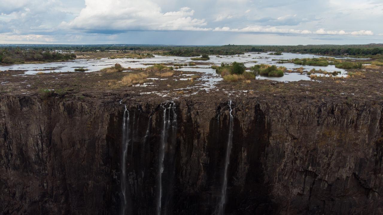 This is how the falls looked on December 10, 2019. Barely a trickle managing to get over the lip of the canyon. Photo: Zinyange Auntony/AFP