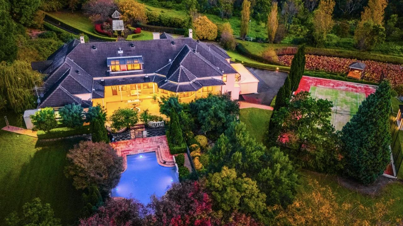 Seven-bedroom Dural manor suddenly withdrawn from sale