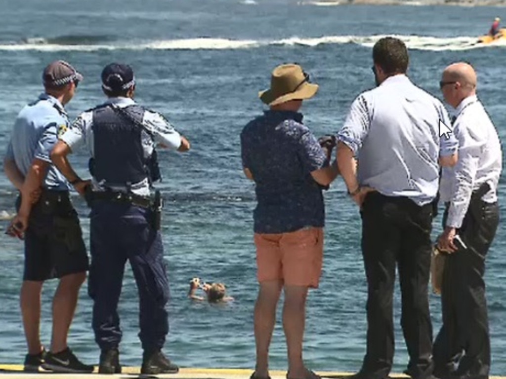 Police investigate a drowning at Clovelly, NSW. Picture: 9 News