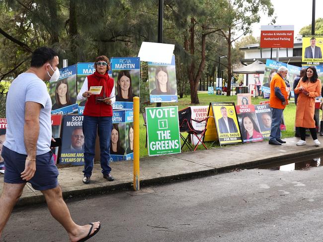 Nation votes: Nearly 1 million Aussies make up their minds