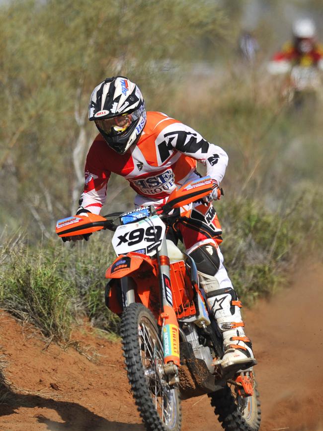 A KTM 450SX-F similar to the one he took from the victim.