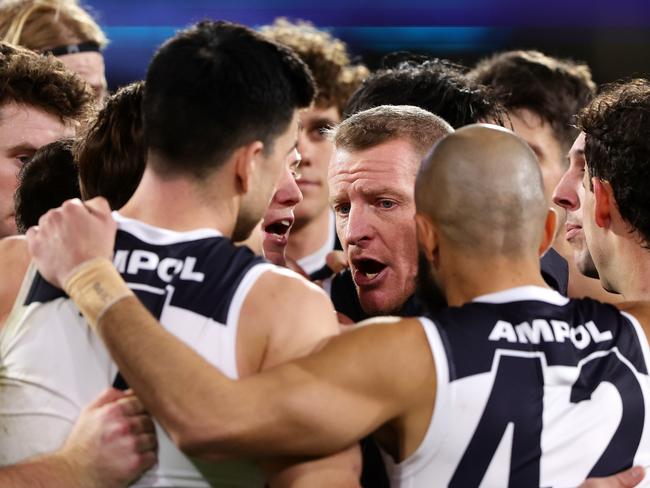 ADELAIDE, AUSTRALIA - MAY 30: Michael Voss, Senior Coach of the Blues talks to his players at 3 quarter time during the 2024 AFL Round 12 match between the Port Adelaide Power and the Carlton Blues at Adelaide Oval on May 30, 2024 in Adelaide, Australia. (Photo by Sarah Reed/AFL Photos via Getty Images)