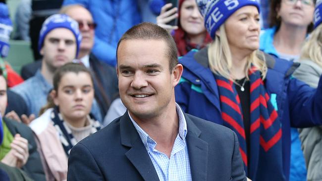 AFL Round 12. 10/06/2019. Big Freeze 5. Collingwood vs Melbourne at the MCG. Brad Green claps his sons Oliver and Wilba as they lead the demons onto the MCG in honour of their mother Anna who passed recently. Pic: Michael Klein